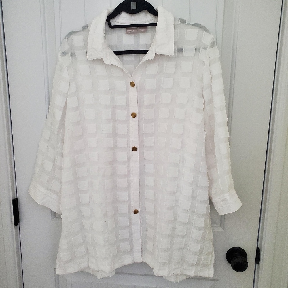 CHICO'S TRAVELLER'S WHITE BUTTON DOWN BLOUSE W/3/4 SLEEVES - SIZE LARGE